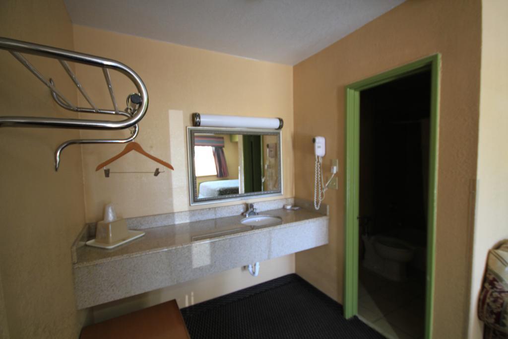 Houston Holiday Terrace Motel المظهر الخارجي الصورة